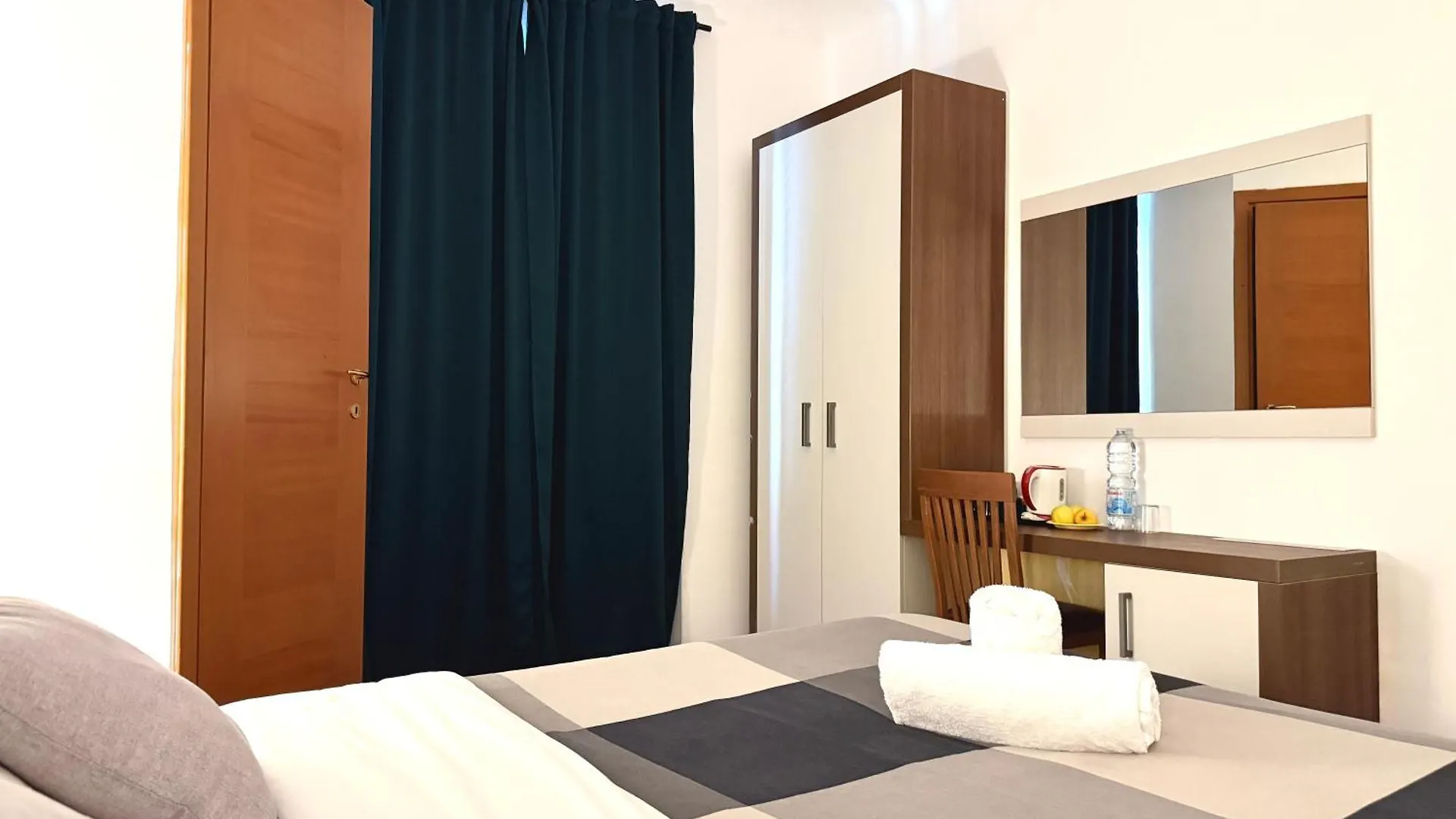 Hotel Grand Gaeta Rzym 0*,